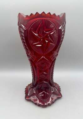 LE Smith Vase Glass Nortec Red Amberina Ohio Star Vase Sawtooth UV Glow Vintage